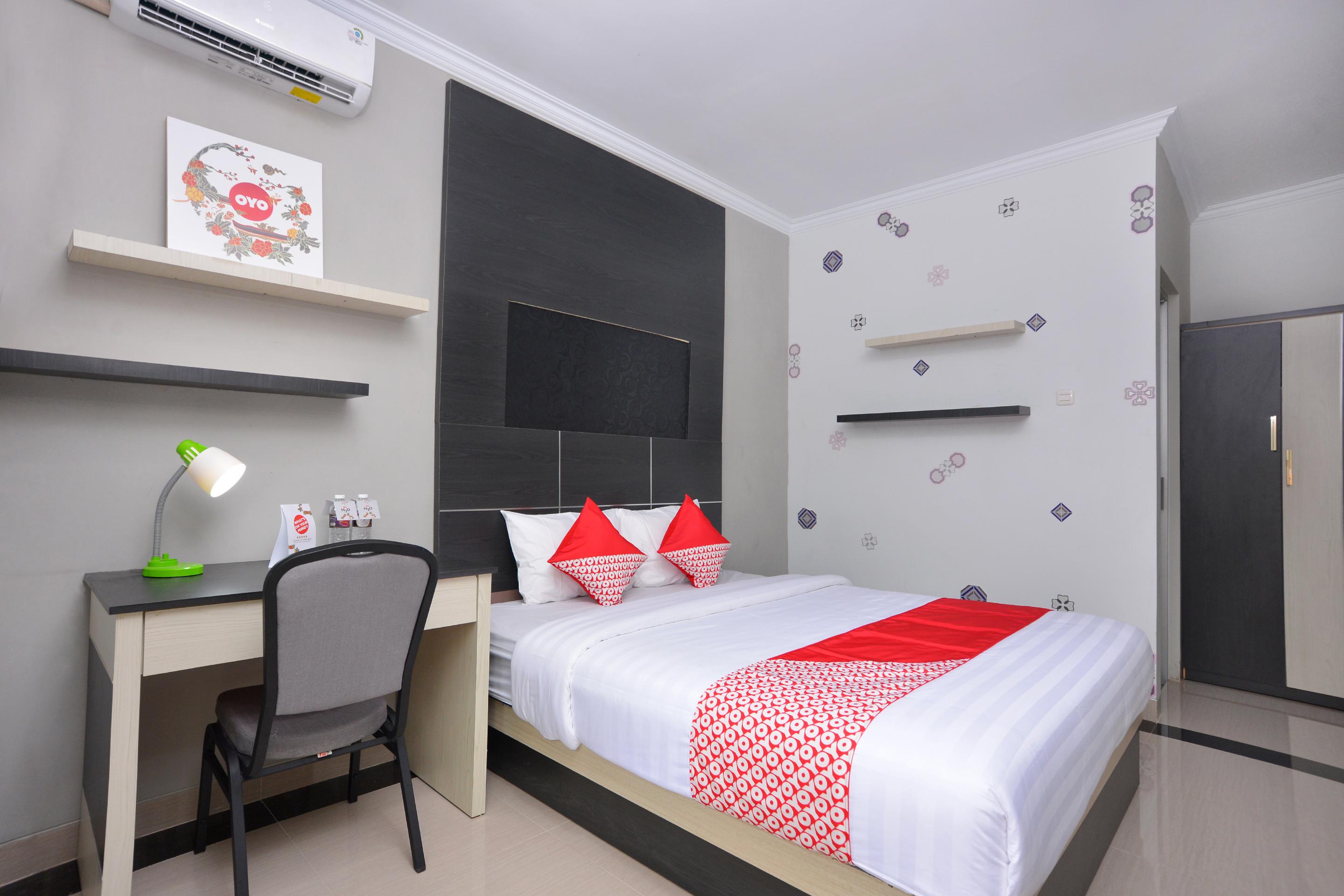 Oyo 583 Puri Gejayan Asri Syariah Hotel Kejayan Exterior foto