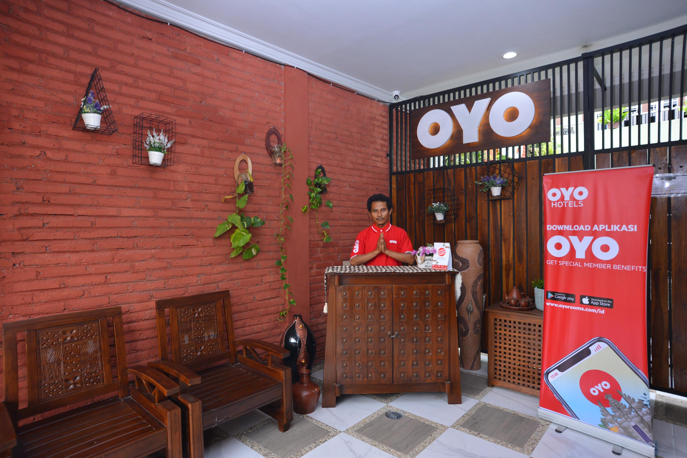 Oyo 583 Puri Gejayan Asri Syariah Hotel Kejayan Exterior foto